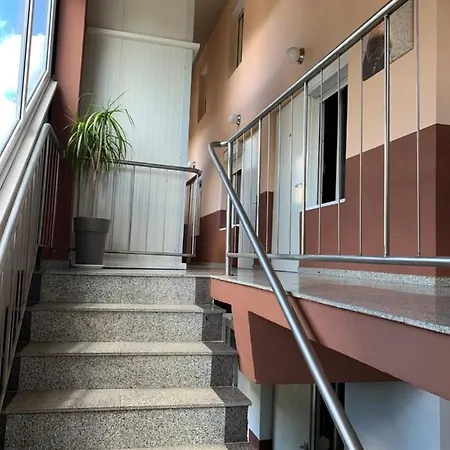 Low Price Motel